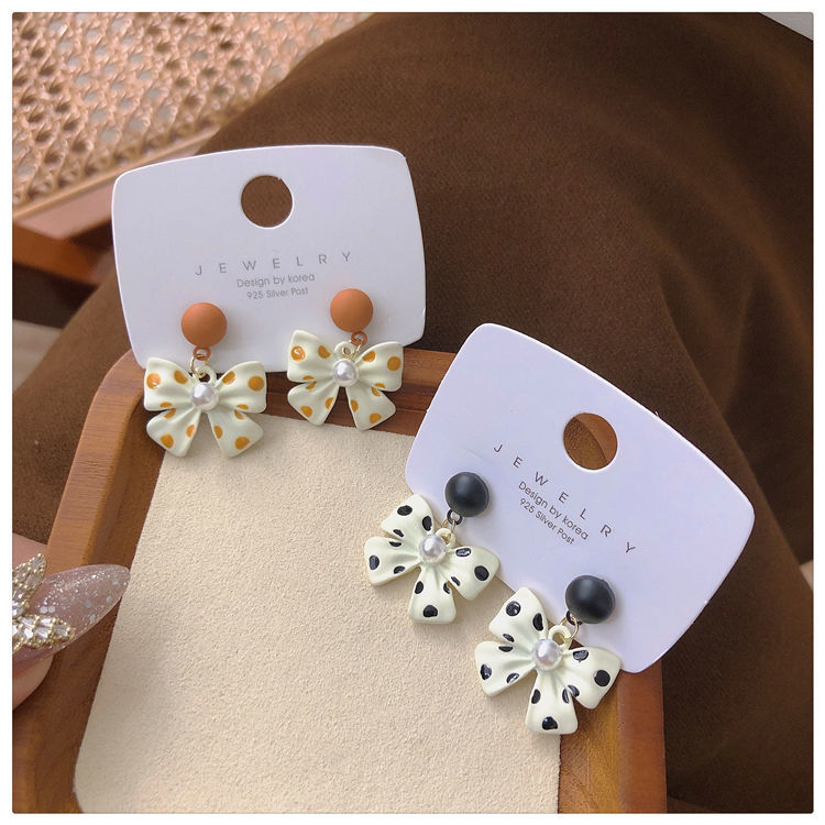 Earrings one - Image 3